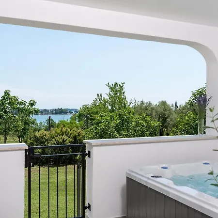 Saladinka With Whirlpool * Porec