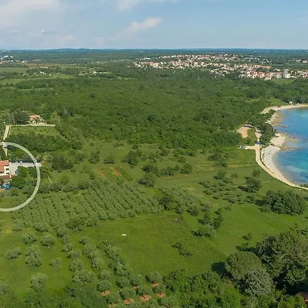 Saladinka With Whirlpool Casa de Férias Poreč