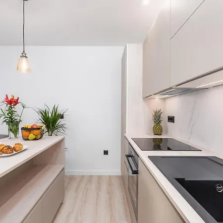 Saladinka With Whirlpool