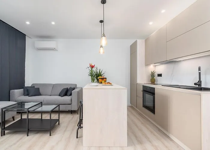 Будинок відпочинку Saladinka With Whirlpool