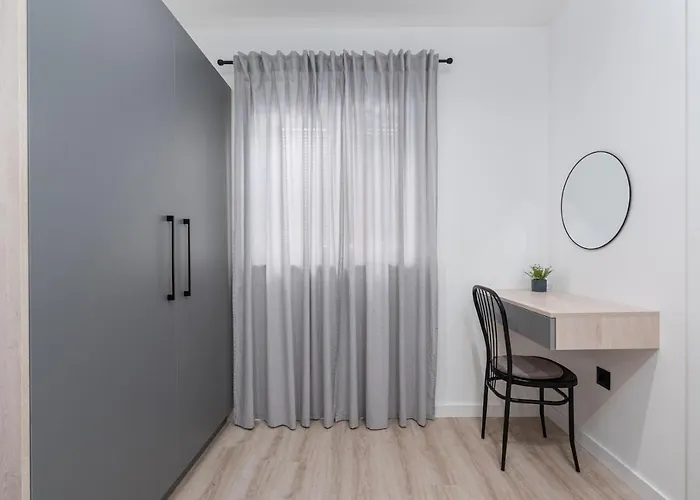 Saladinka With Whirlpool *